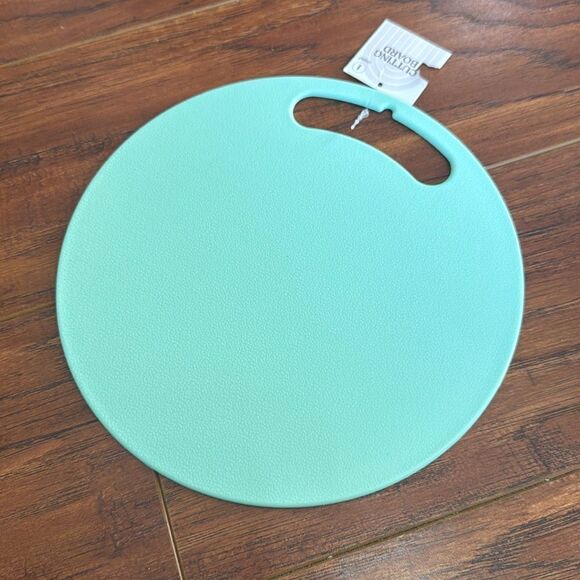 NWT Bullseye’s Playground Dark Green Block Colorblock Cutting Board 8.5” Round - Picture 4 of 7